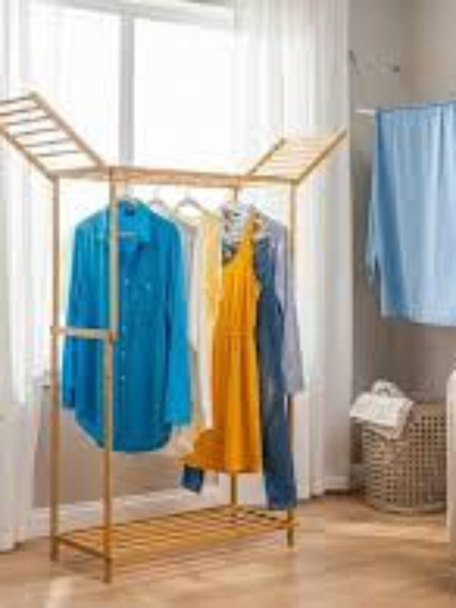 सर्दियों में कपड़े सुखाने की टेंशन खत्म: बिना बदबू और फफूंदी के अपनाएं ये स्मार्ट हैक्स